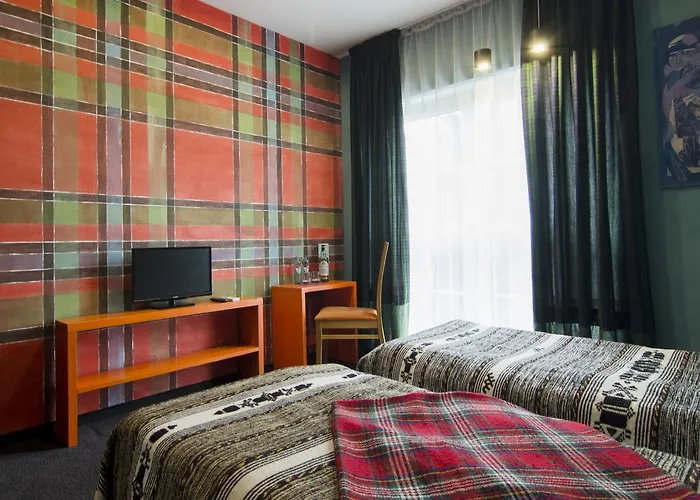 Topolej - Etno אוסטראון