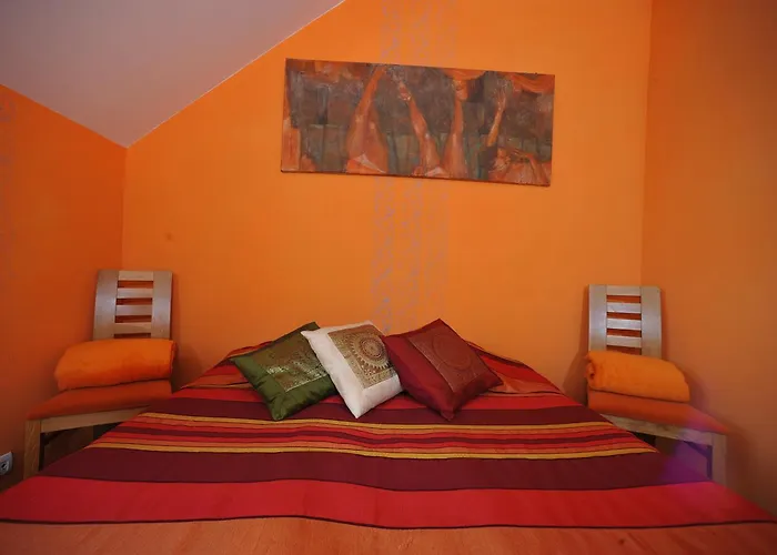 לינה וארוחת בוקר Topolej - Etno 3*