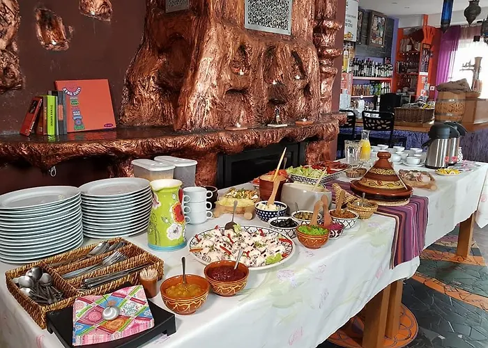 לינה וארוחת בוקר Topolej - Etno אוסטראון